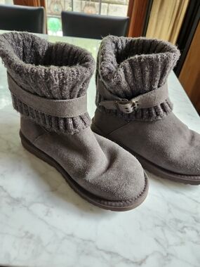 UGG Women's Gray Suede Knit Cuff Winter Boots